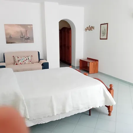 Bed and Breakfast La Pergola Del Torchio Ίσκια