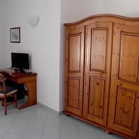 La Pergola Del Torchio Frühstückspension