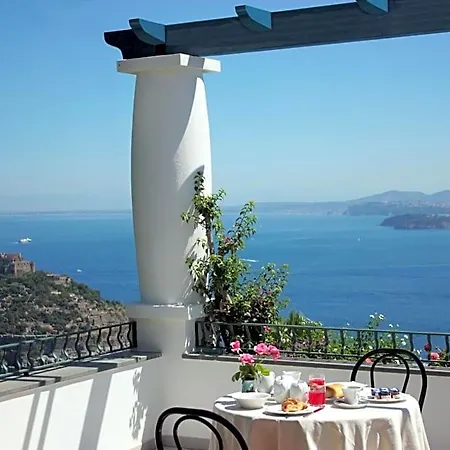 La Pergola Del Torchio 4*