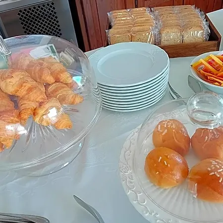 La Pergola Del Torchio Bed and Breakfast 4*